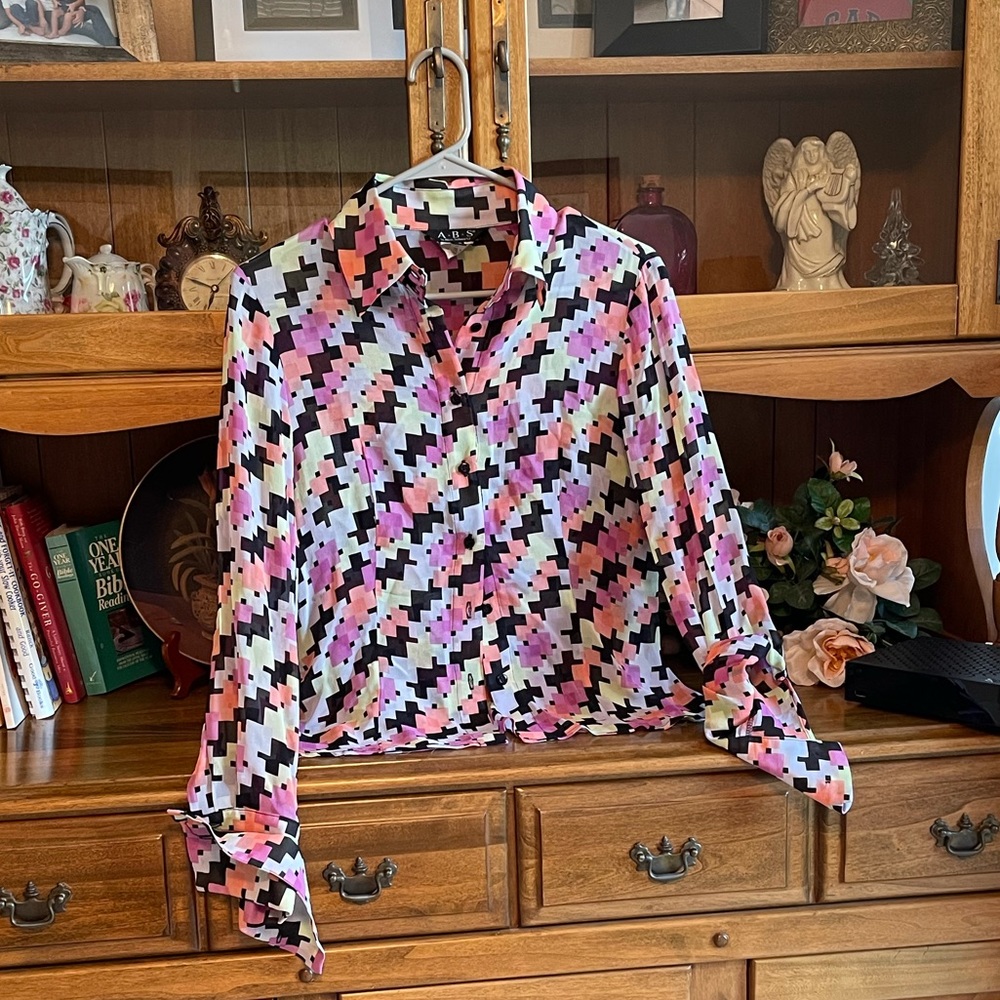 ABS By Allen Schwartz gorgeous silk blouse